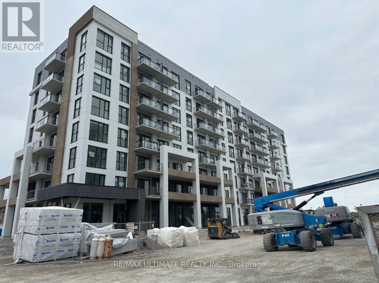 703 - 750 Whitlock Avenue, Milton, Ontario  L9E 1S2 - Photo 4 - W12545300