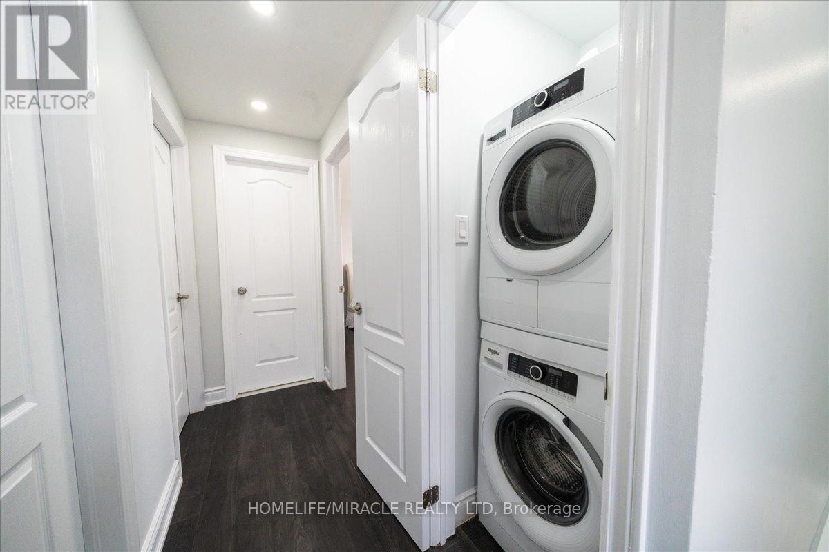 47 Martindale Crescent, Brampton, Ontario  L6X 2V7 - Photo 25 - W12545308