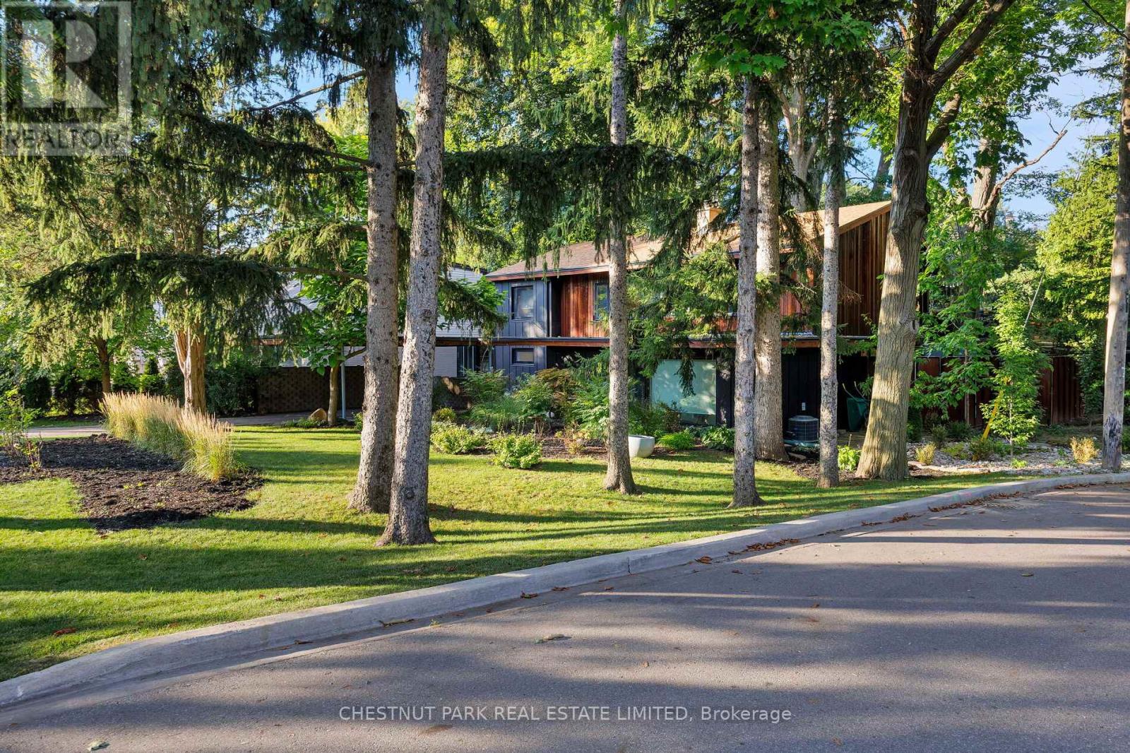 57 Wimbleton Road, Toronto, Ontario  M9A 3S3 - Photo 2 - W12545360