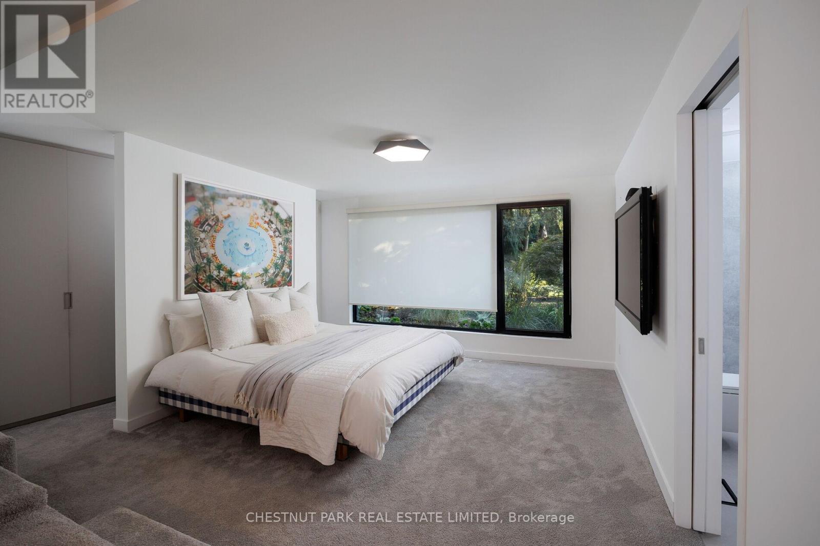 57 Wimbleton Road, Toronto, Ontario  M9A 3S3 - Photo 34 - W12545360