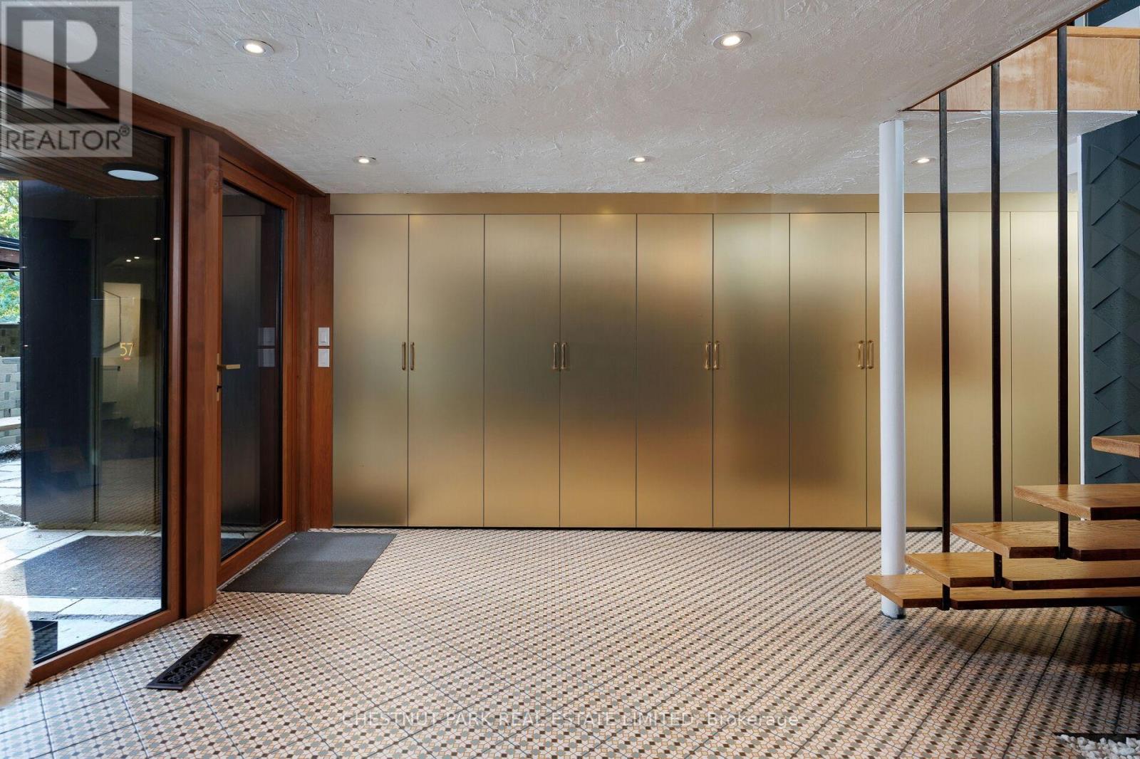 57 Wimbleton Road, Toronto, Ontario  M9A 3S3 - Photo 7 - W12545360