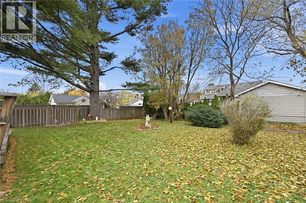 237 Mohawk Road, Oakville, Ontario L6L 2Z1 - Photo 39 - 40788346