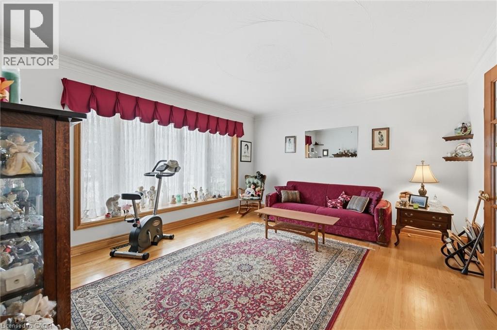 237 Mohawk Road, Oakville, Ontario L6L 2Z1 - Photo 4 - 40788346