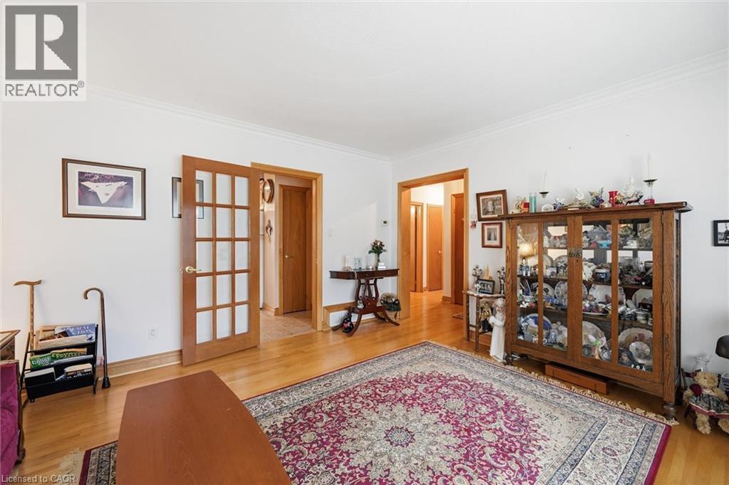 237 Mohawk Road, Oakville, Ontario L6L 2Z1 - Photo 6 - 40788346