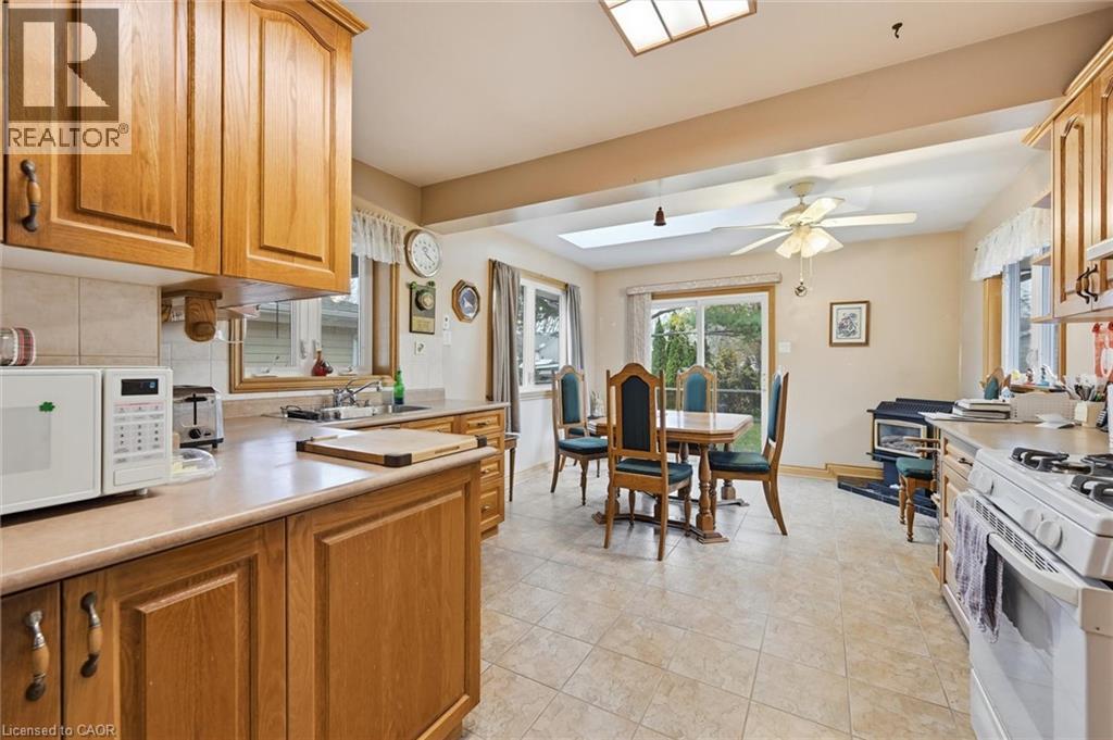 237 Mohawk Road, Oakville, Ontario L6L 2Z1 - Photo 8 - 40788346