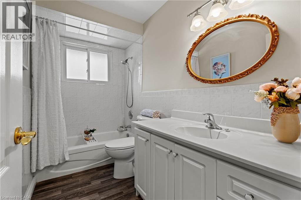 50 Graystone Drive, Hamilton, Ontario L9C 4R8 - Photo 13 - 40788336