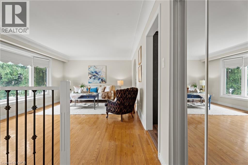 50 Graystone Drive, Hamilton, Ontario L9C 4R8 - Photo 4 - 40788336