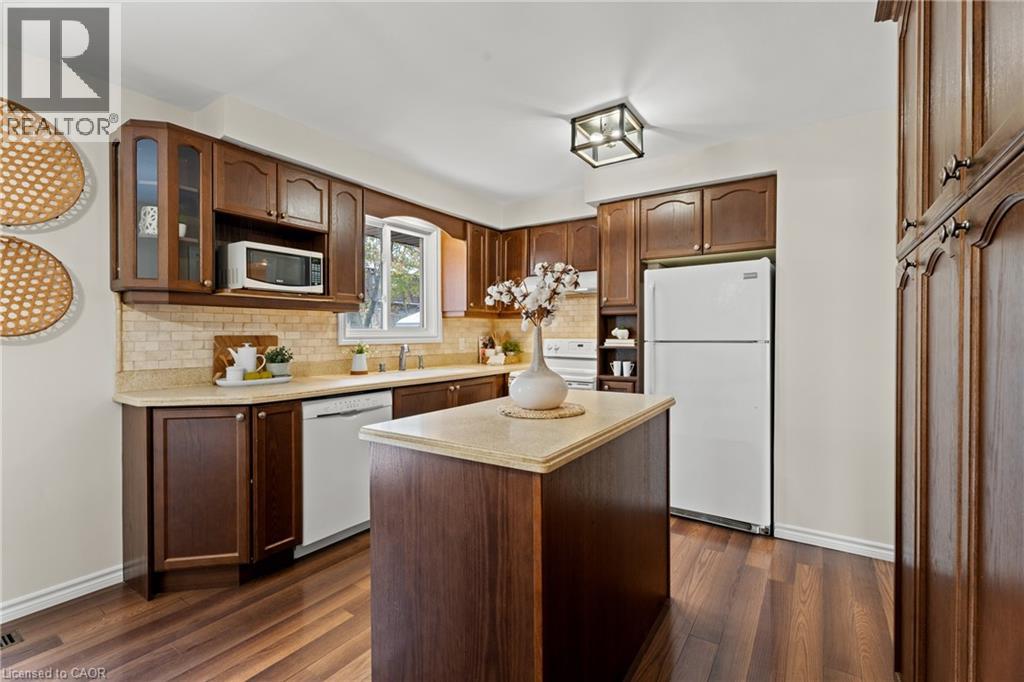 50 Graystone Drive, Hamilton, Ontario L9C 4R8 - Photo 9 - 40788336