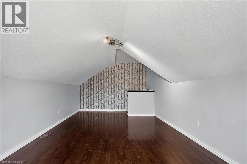 3 Wisteria Court Unit# Upper, Kitchener, Ontario  N2E 3T4 - Photo 18 - 40788124