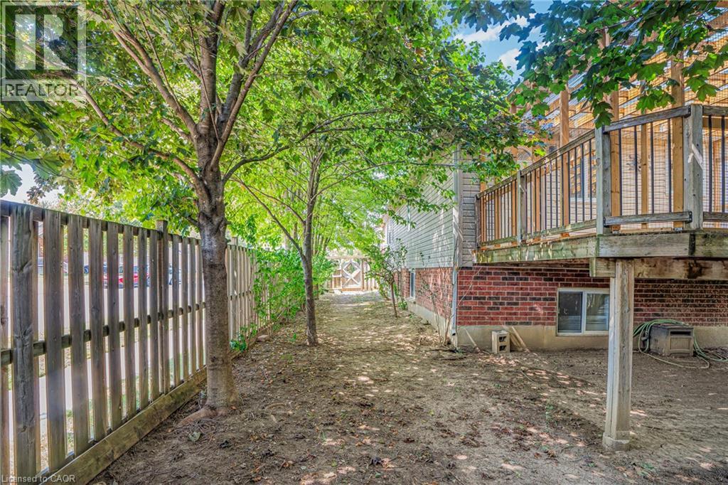 3 Wisteria Court Unit# Upper, Kitchener, Ontario  N2E 3T4 - Photo 30 - 40788124