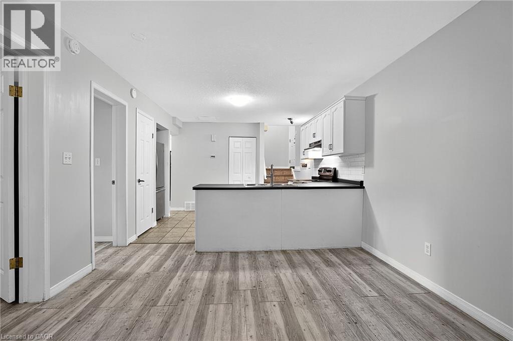 3 Wisteria Court Unit# Basement, Kitchener, Ontario  N2E 3T4 - Photo 8 - 40788122