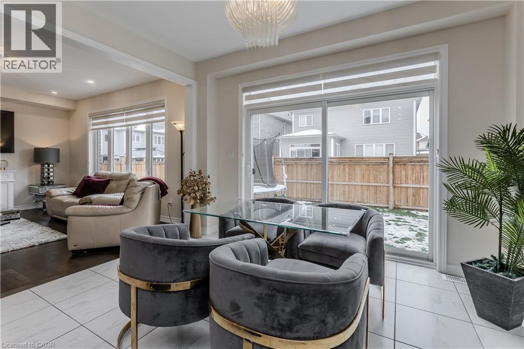 39 Mcwatters Street, Binbrook, Ontario  L0R 1C0 - Photo 14 - 40786987