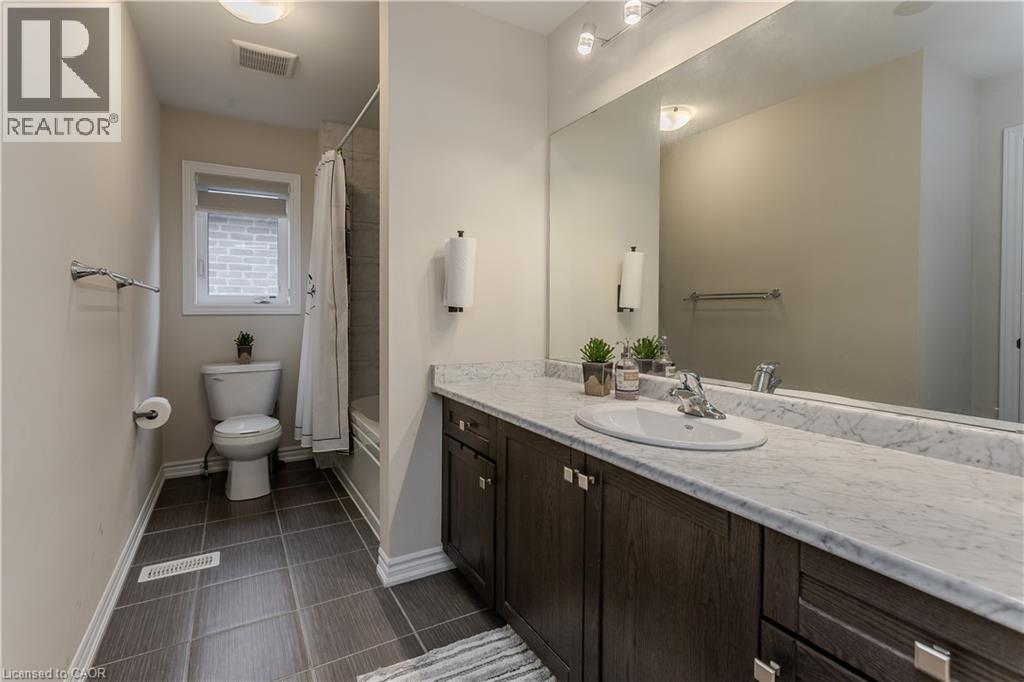 39 Mcwatters Street, Binbrook, Ontario  L0R 1C0 - Photo 35 - 40786987