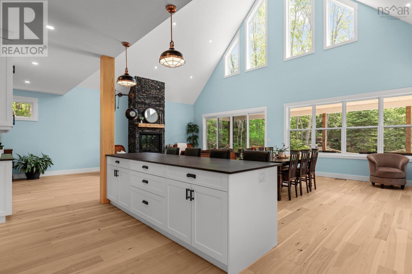 2881 Highway 2, Fall River, Nova Scotia  B2T 1W3 - Photo 8 - 202514481