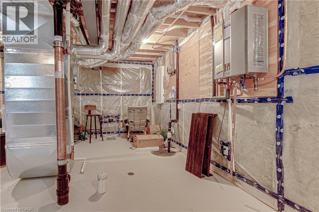 Photo 35 of 44 for 9 Clover Cir Circle