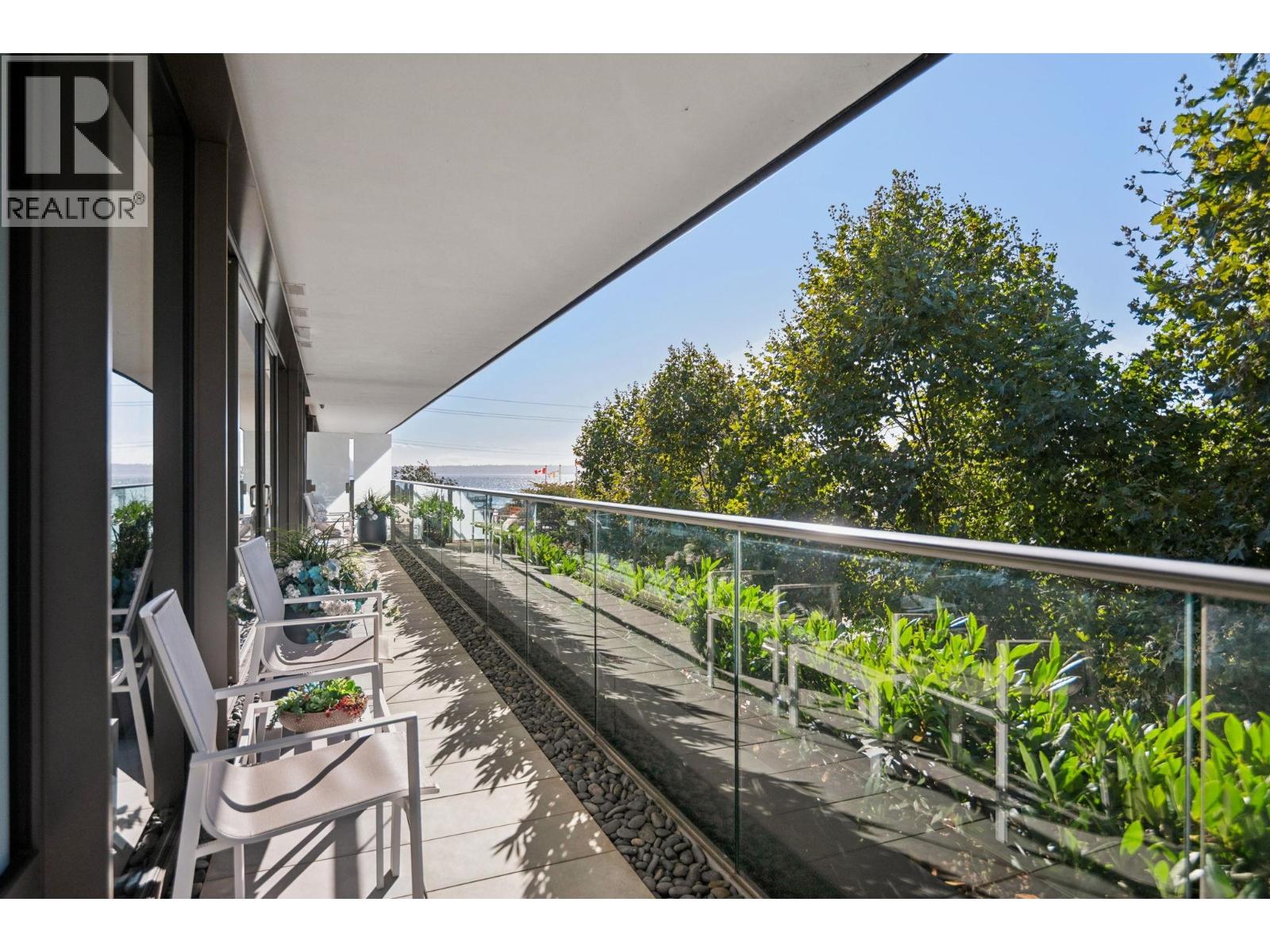 209 1355 Bellevue Avenue, West Vancouver, British Columbia V7T 0B4 - Photo 31 - R3062050