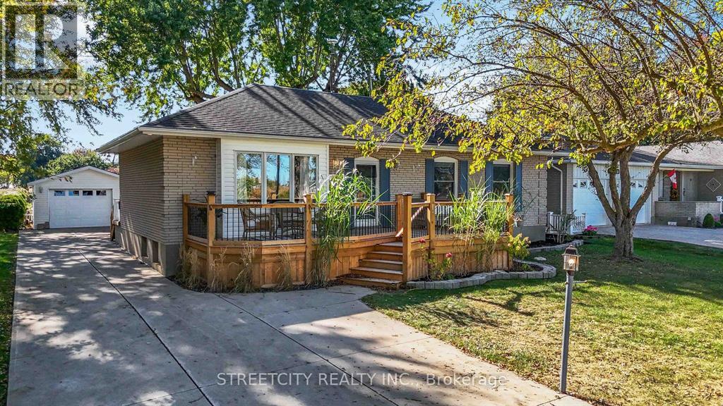 4767 St. Clair Parkway, St Clair, Ontario  N0P 2B0 - Photo 3 - 25028455