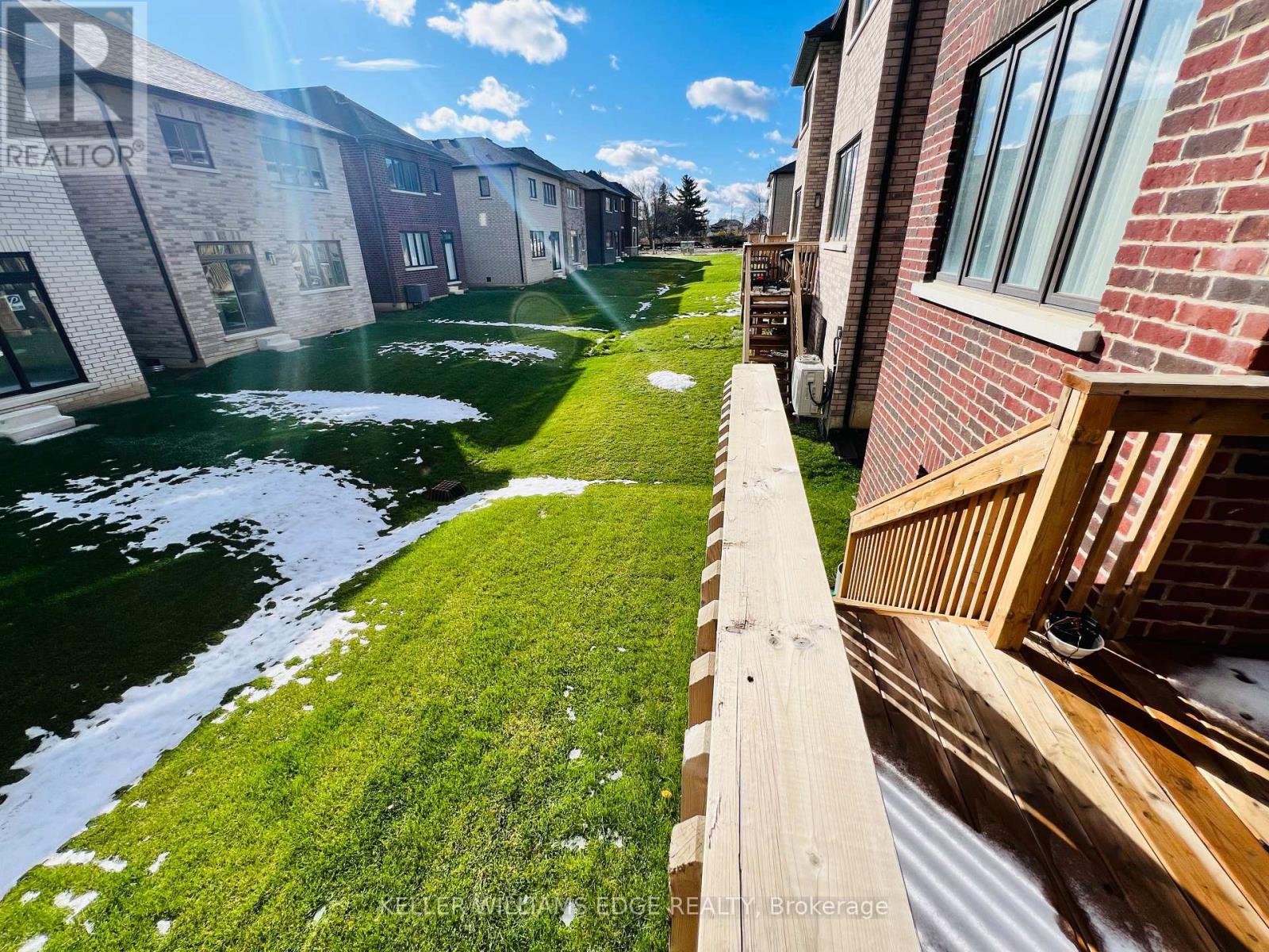 11 Cherry Blossom Heights, Hamilton, Ontario  L9B 0E9 - Photo 31 - X12545176