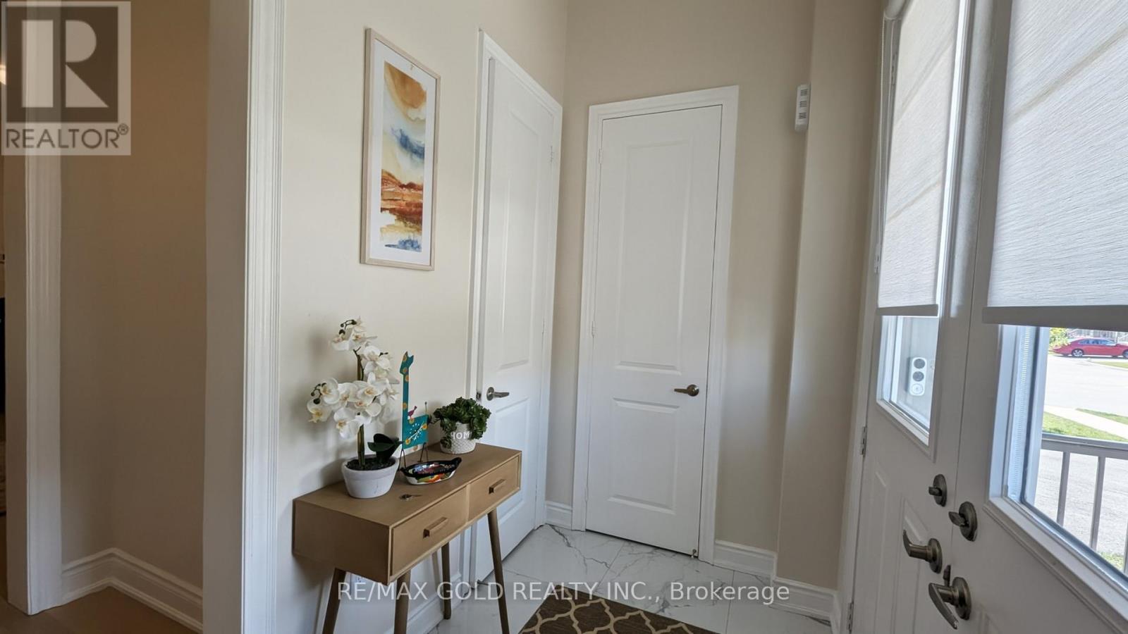 66 Granite Ridge Trail, Hamilton, Ontario  L8B 1Y5 - Photo 3 - X12545220