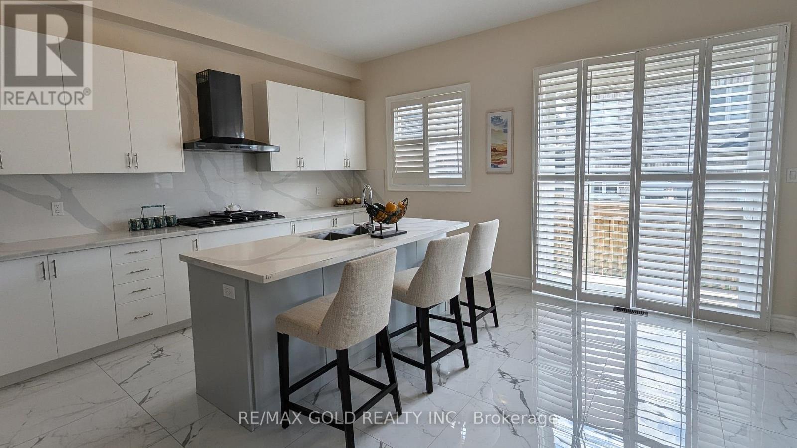 66 Granite Ridge Trail, Hamilton, Ontario  L8B 1Y5 - Photo 9 - X12545220