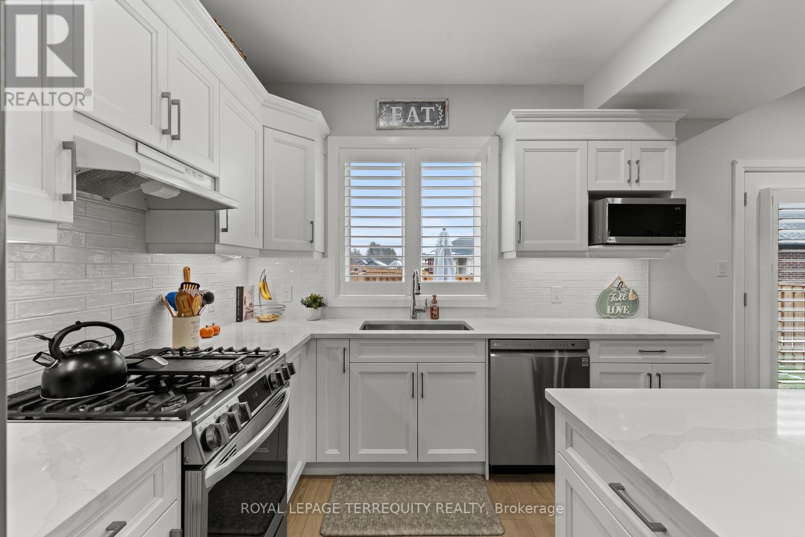 62 Peachleaf Lane, Norfolk, Ontario  N0E 1Y0 - Photo 12 - X12545270