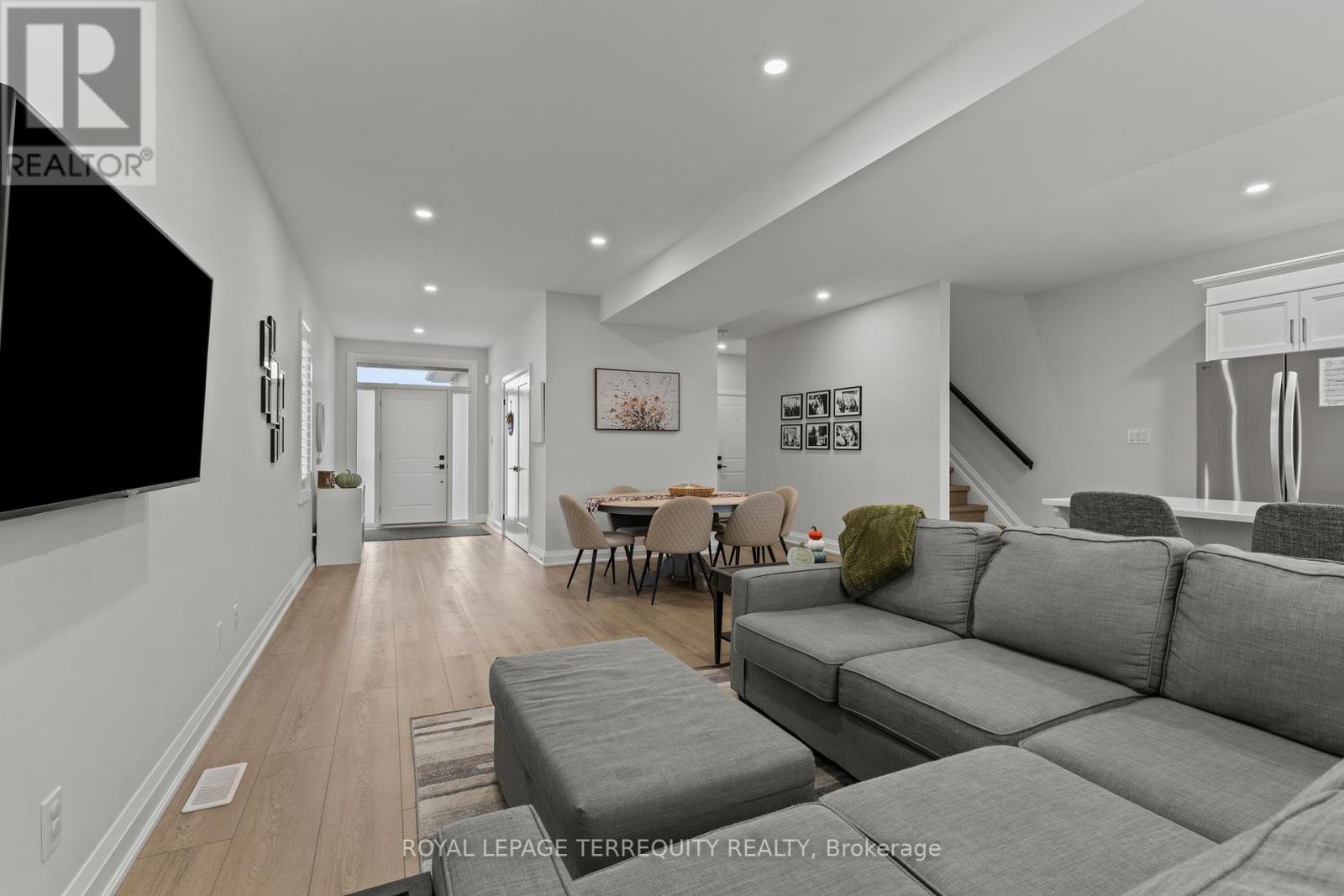 62 Peachleaf Lane, Norfolk, Ontario  N0E 1Y0 - Photo 6 - X12545270