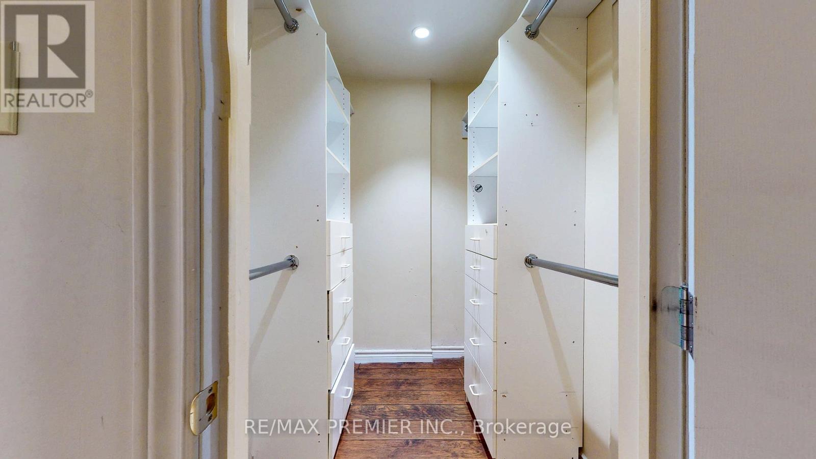 196 Summit View Court, Blue Mountains, Ontario  N0H 1J0 - Photo 18 - X12545282