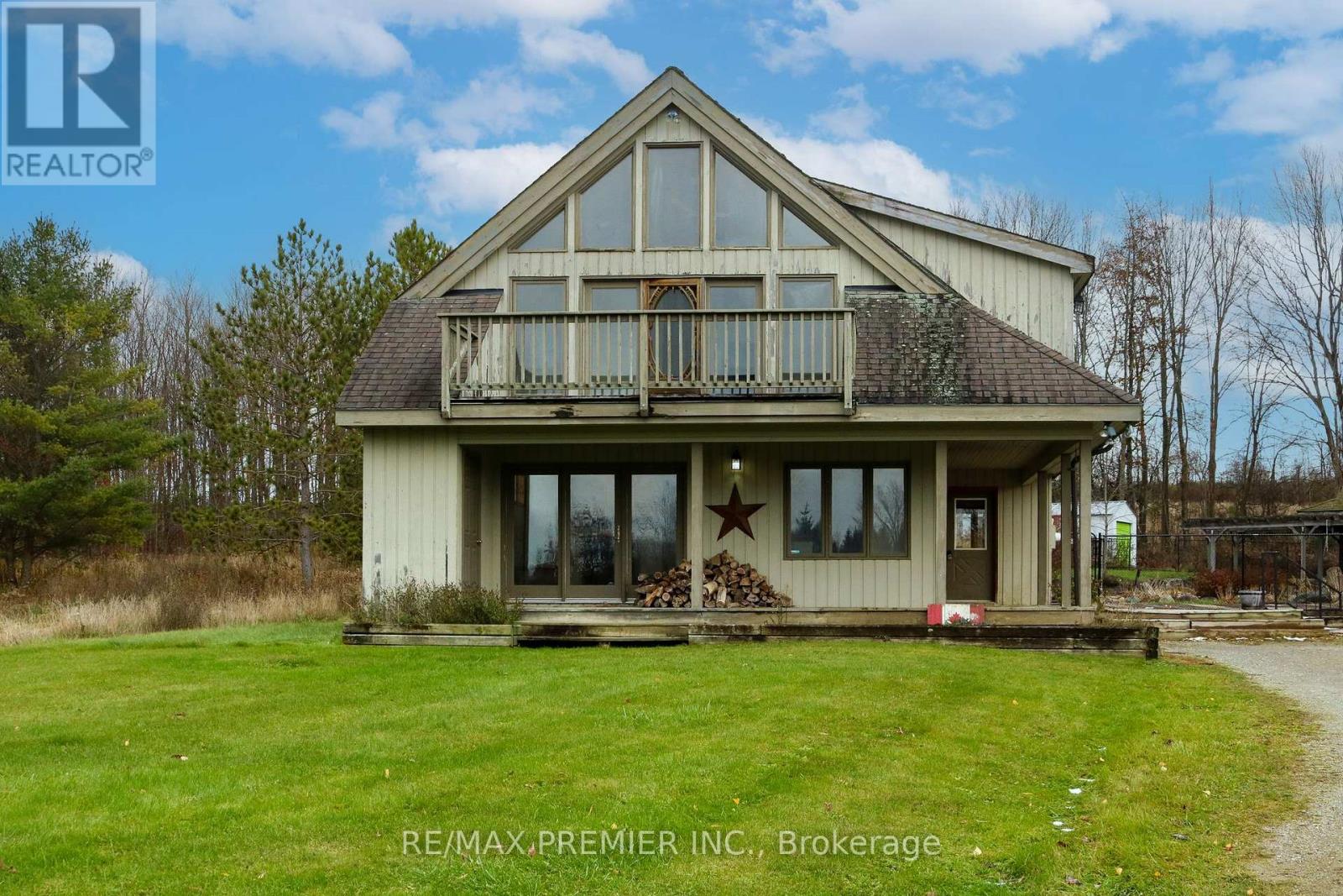 196 Summit View Court, Blue Mountains, Ontario  N0H 1J0 - Photo 2 - X12545282