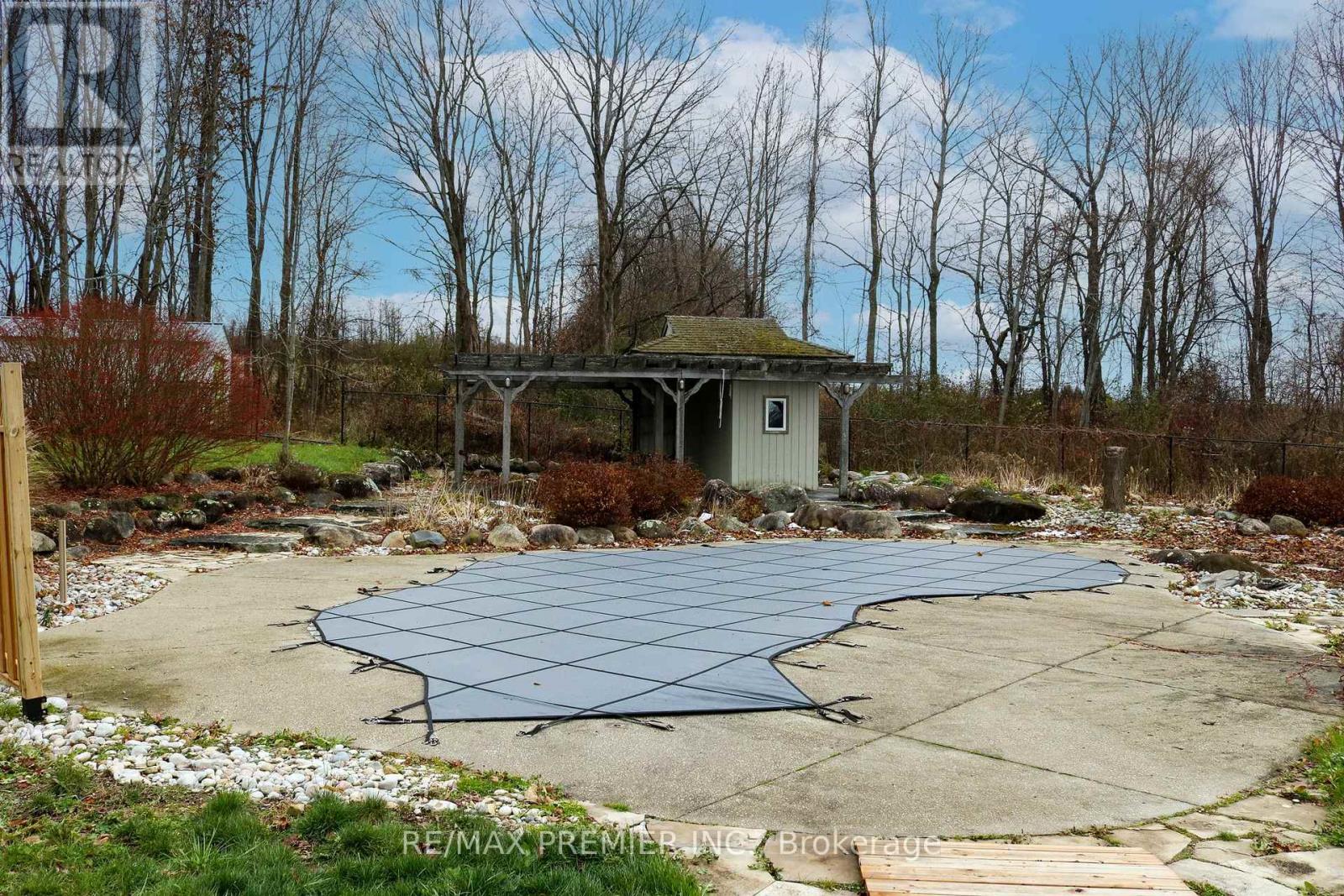 196 Summit View Court, Blue Mountains, Ontario  N0H 1J0 - Photo 3 - X12545282