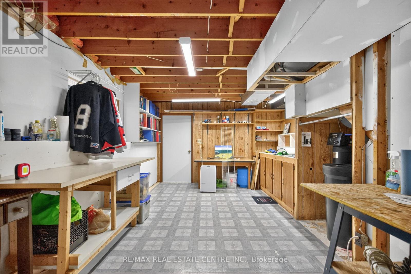 16 Cedar Lane, Mono, Ontario  L9W 6C8 - Photo 38 - X12545316