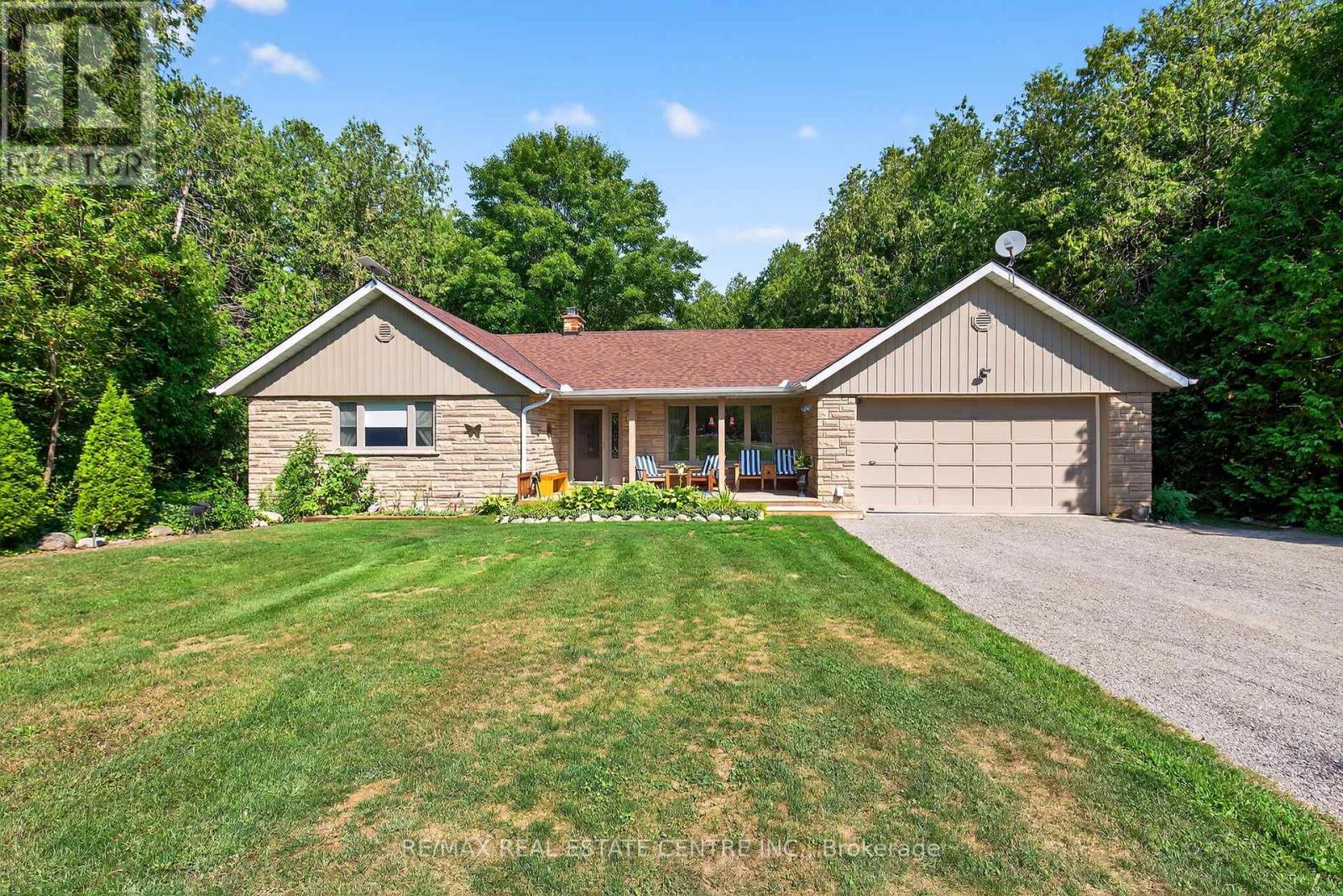 16 Cedar Lane, Mono, Ontario  L9W 6C8 - Photo 5 - X12545316