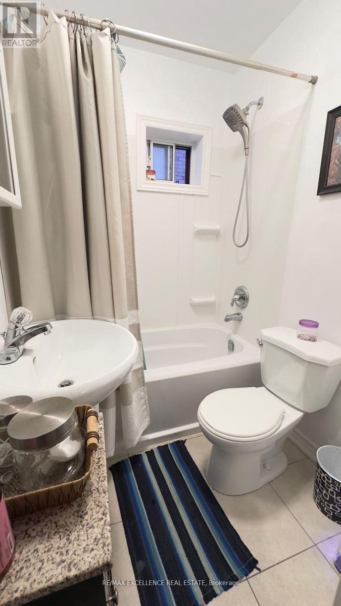 25 Barnesdale Avenue S, Hamilton, Ontario  L8M 2V1 - Photo 7 - X12545340