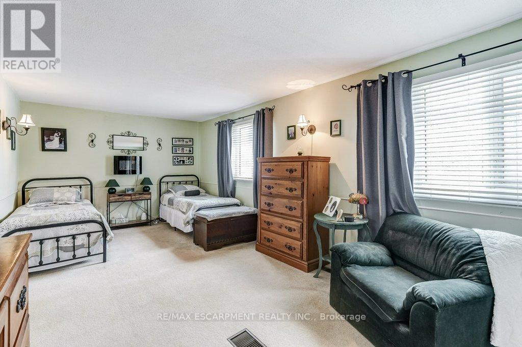 9188 Dickenson Road W, Hamilton, Ontario  L0R 1W0 - Photo 22 - X12545348