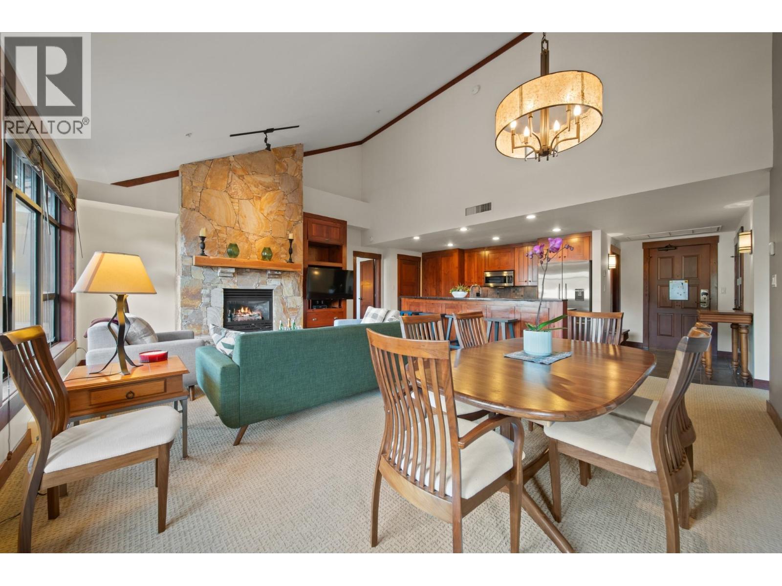 402 2202 Gondola Way, Whistler, British Columbia V8E 0M7 - Photo 8 - R3067253