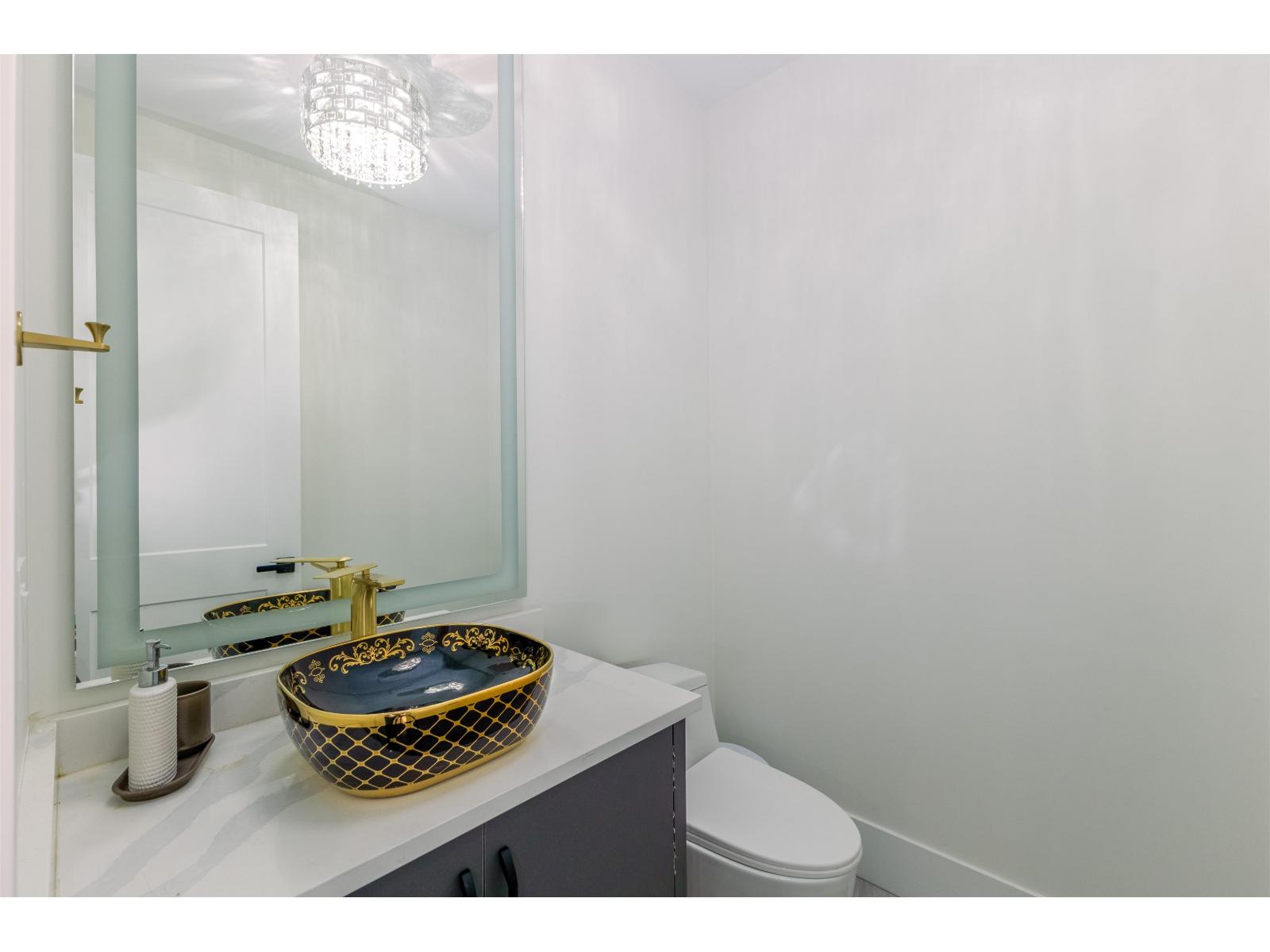 3265 Saturna Crescent, Abbotsford, British Columbia  V2T 4R9 - Photo 8 - R3067283