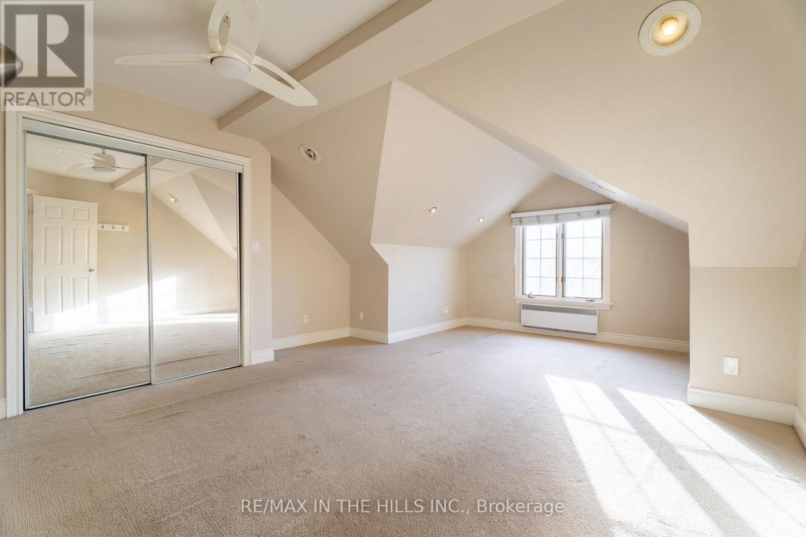 Upper Level - 165 Highbourne Road, Toronto, Ontario M5P 2J8 - Photo 13 - C12530138