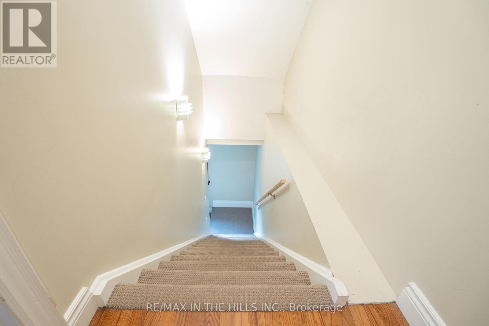 Upper Level - 165 Highbourne Road, Toronto, Ontario M5P 2J8 - Photo 25 - C12530138