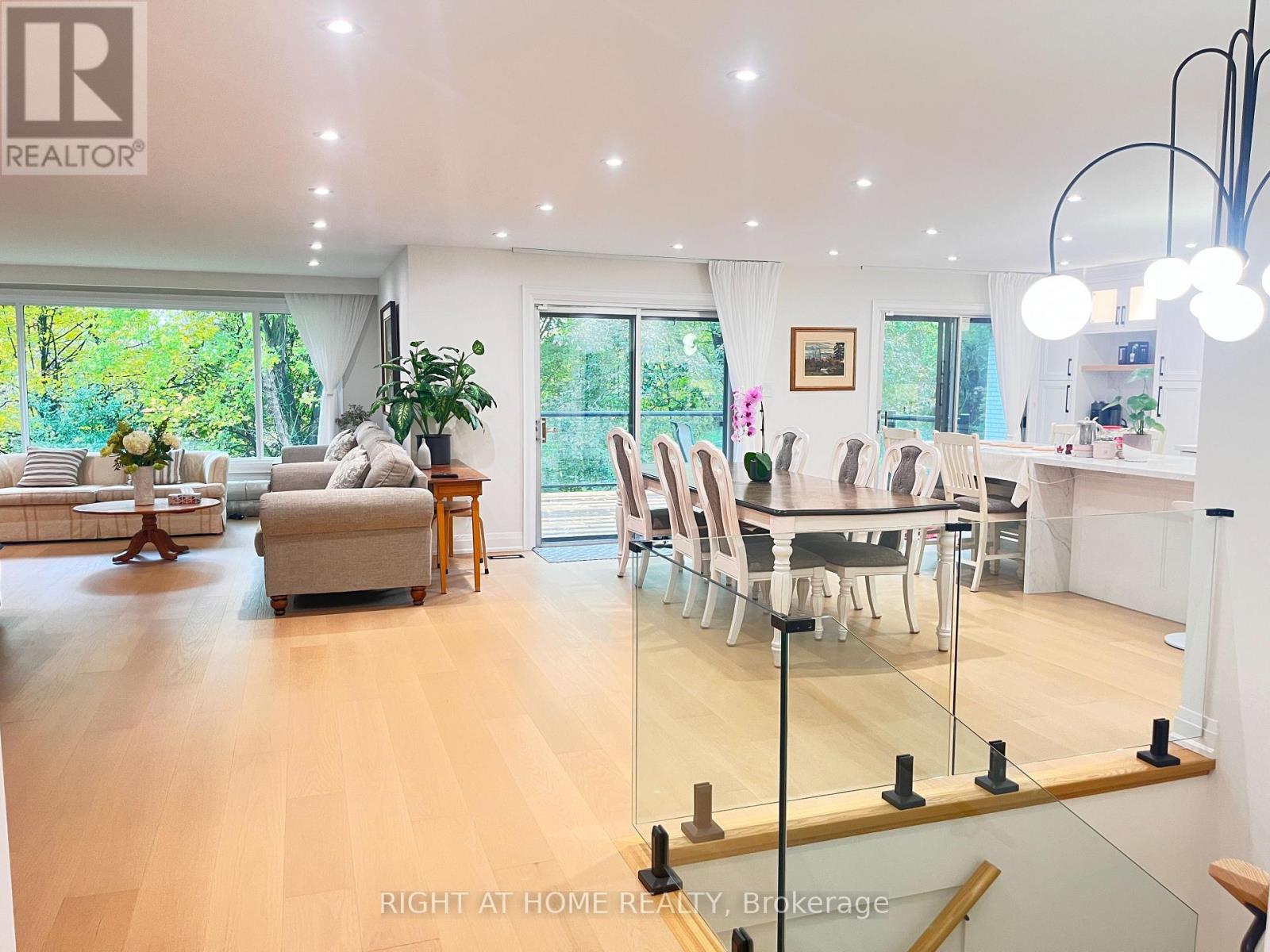 MAIN - 7 WARLOCK CRESCENT, Toronto, Ontario