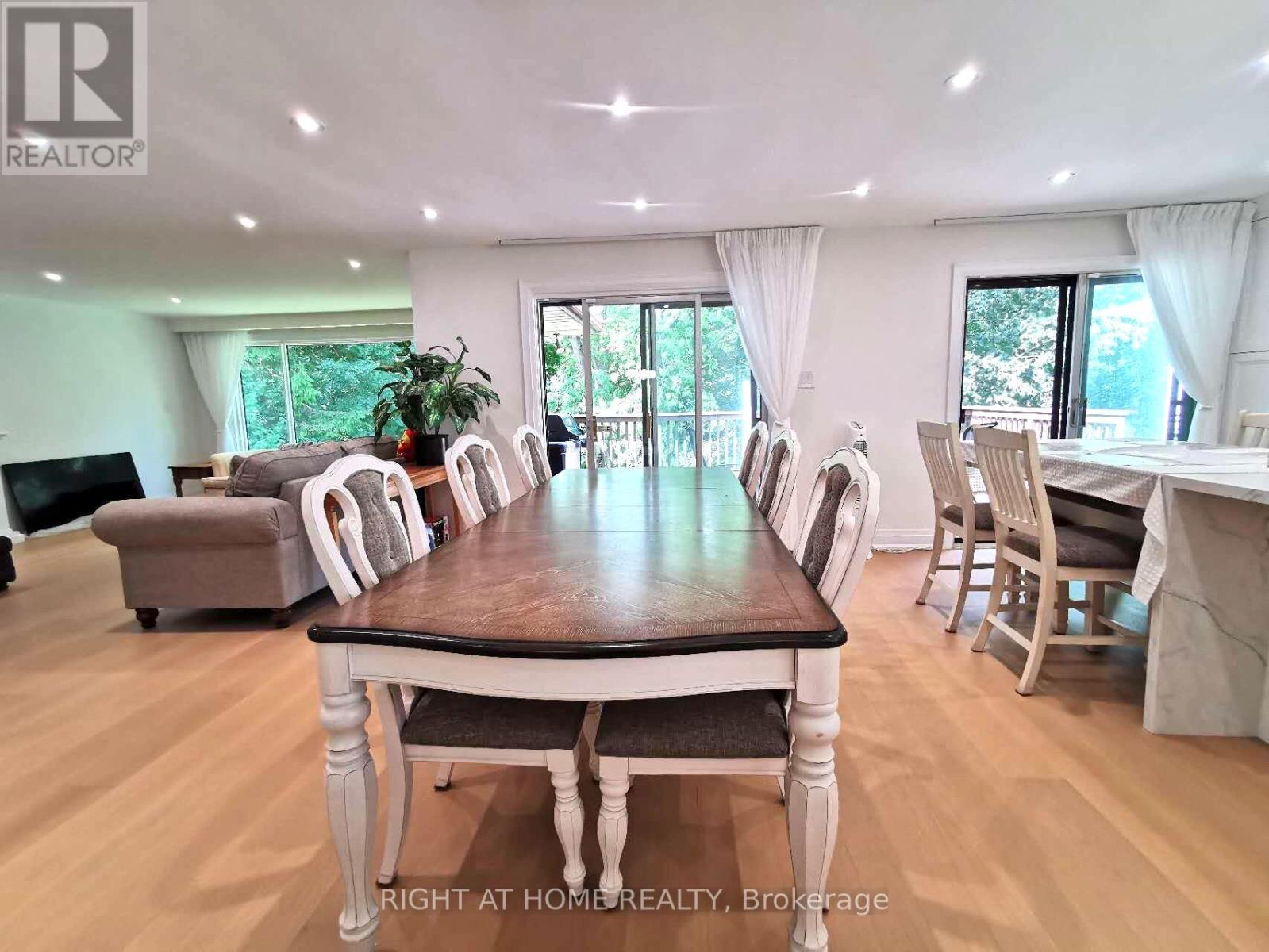 Main - 7 Warlock Crescent, Toronto, Ontario  M2K 2H8 - Photo 6 - C12498490