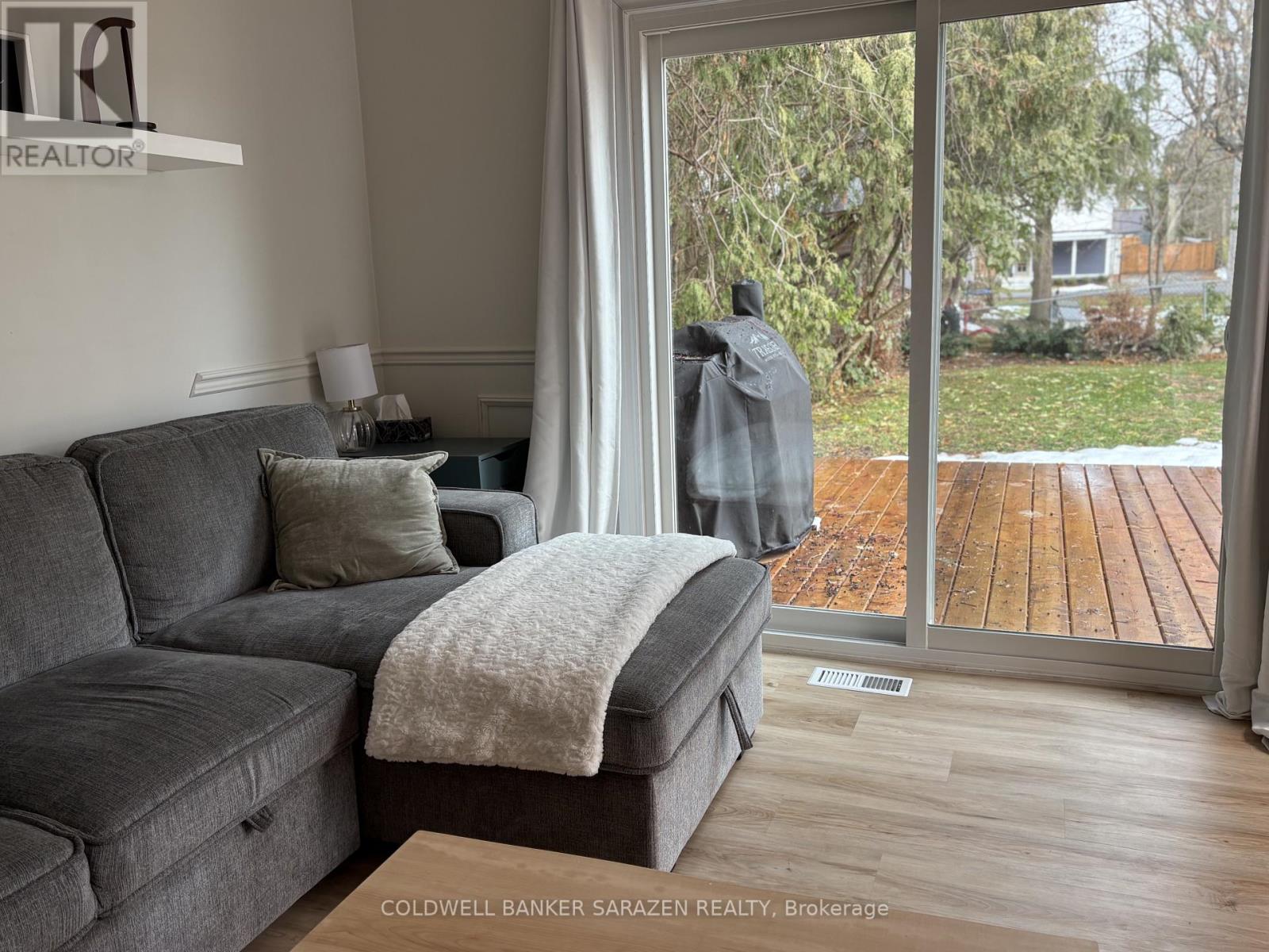 118 Tyndal Street, Ottawa, Ontario  K7S 3G7 - Photo 11 - X12531970