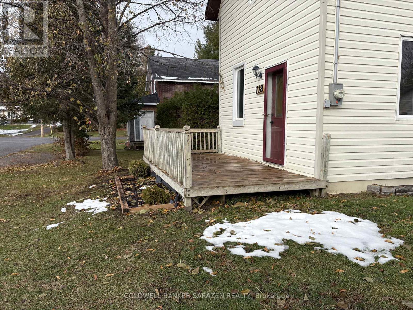 118 Tyndal Street, Ottawa, Ontario  K7S 3G7 - Photo 4 - X12531970