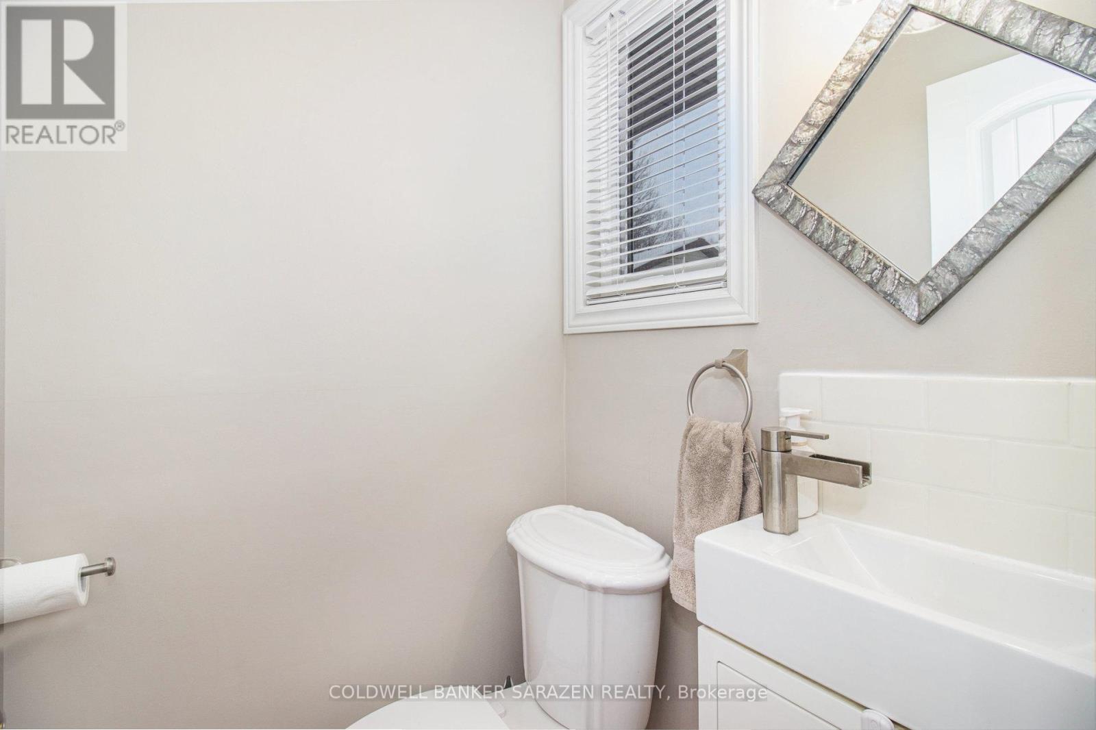 118 Tyndal Street, Ottawa, Ontario  K7S 3G7 - Photo 7 - X12531970