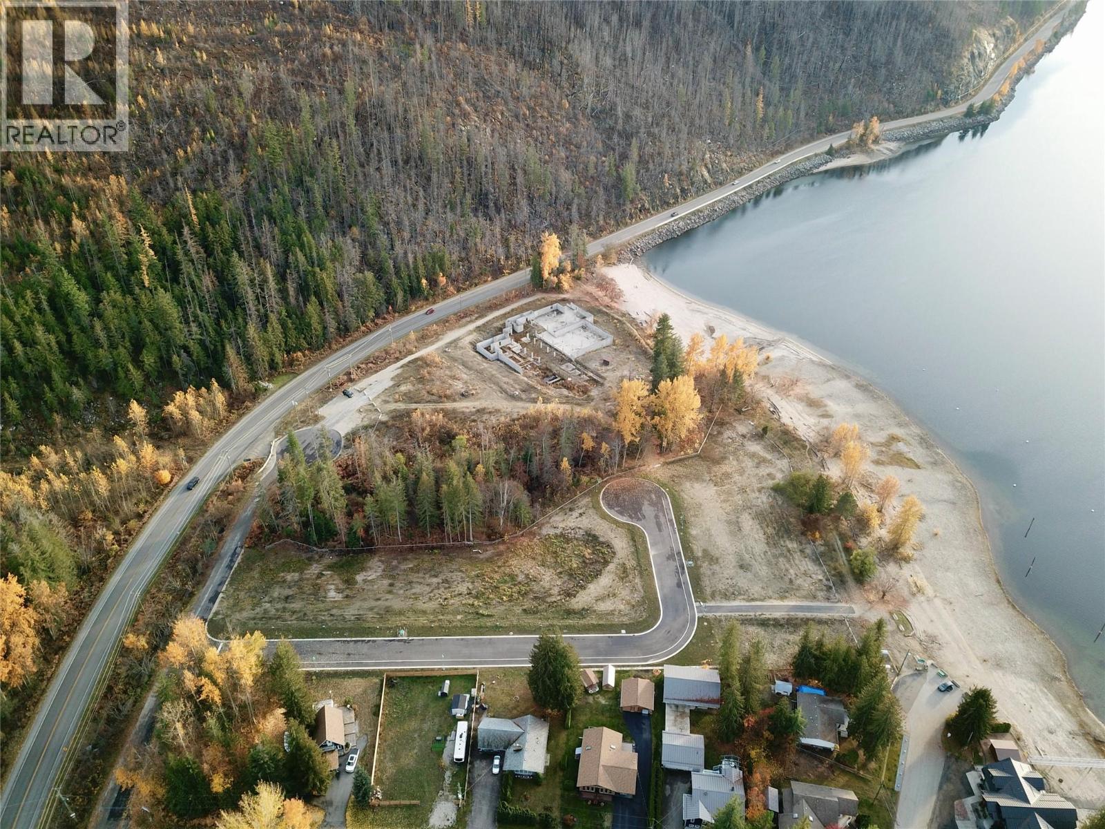 1 Sicamous Creek Frontage Road, Sicamous, British Columbia  V0E 2V1 - Photo 14 - 10365429