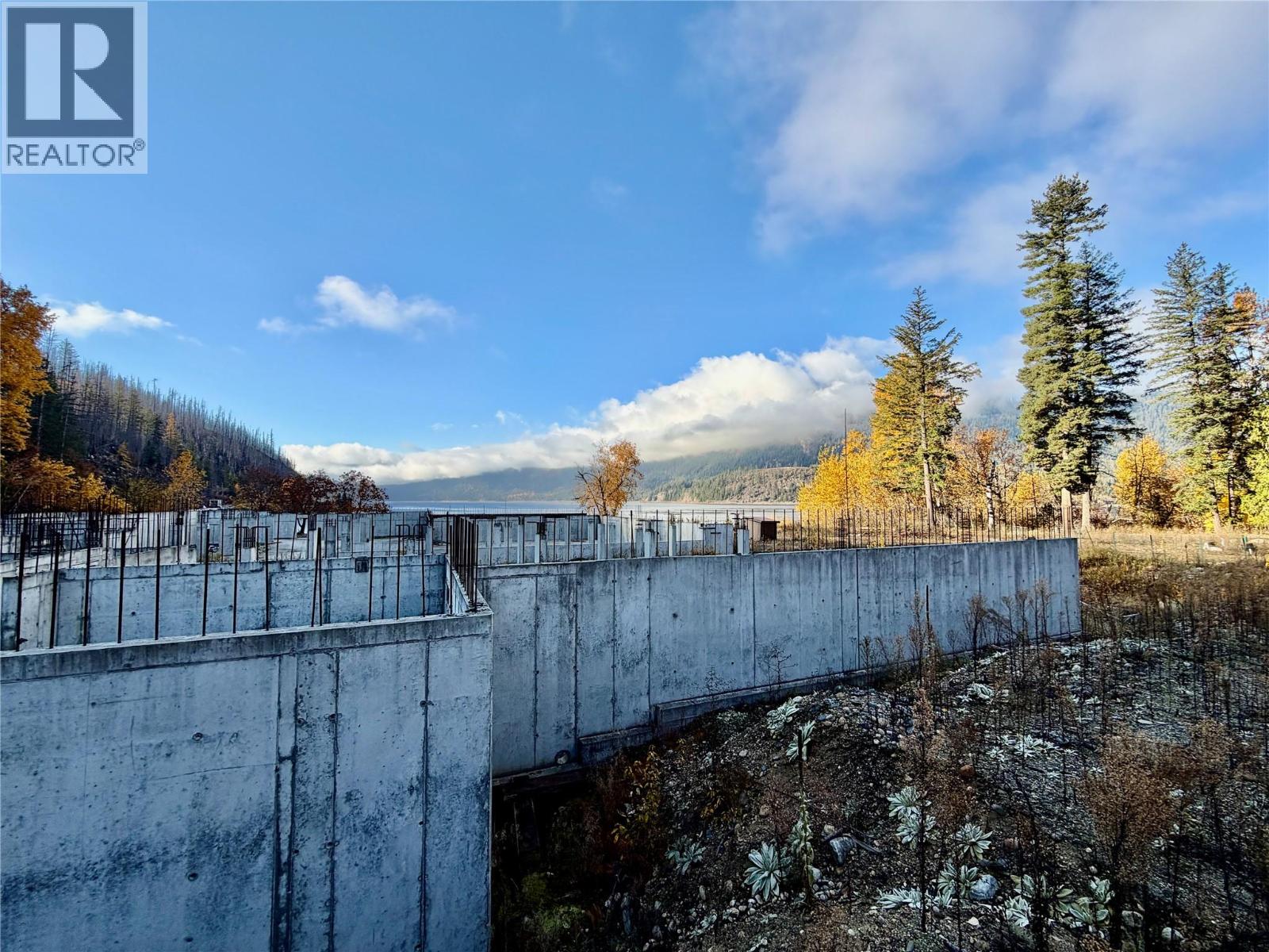 1 Sicamous Creek Frontage Road, Sicamous, British Columbia  V0E 2V1 - Photo 19 - 10365429