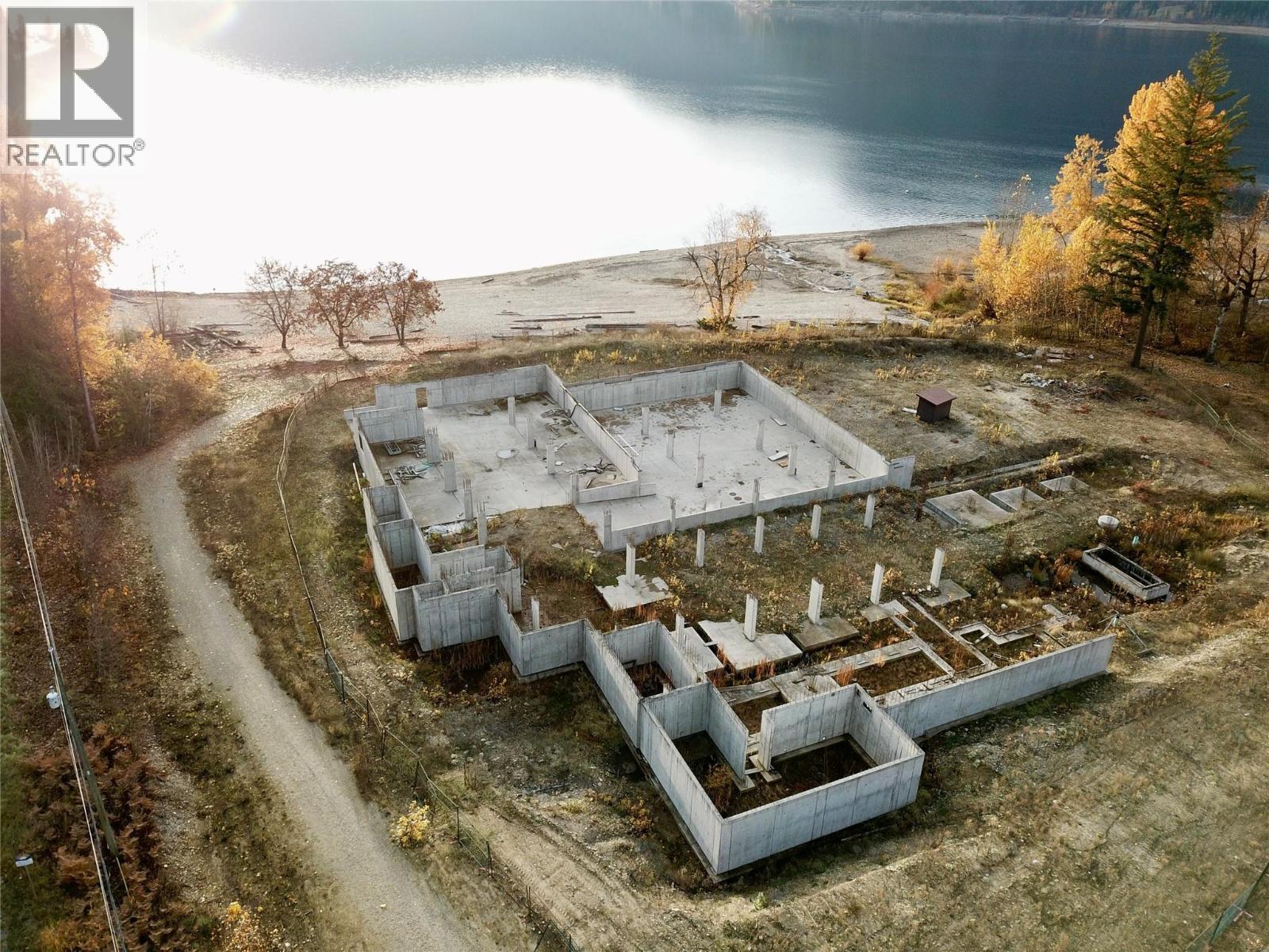 1 Sicamous Creek Frontage Road, Sicamous, British Columbia  V0E 2V1 - Photo 2 - 10365429