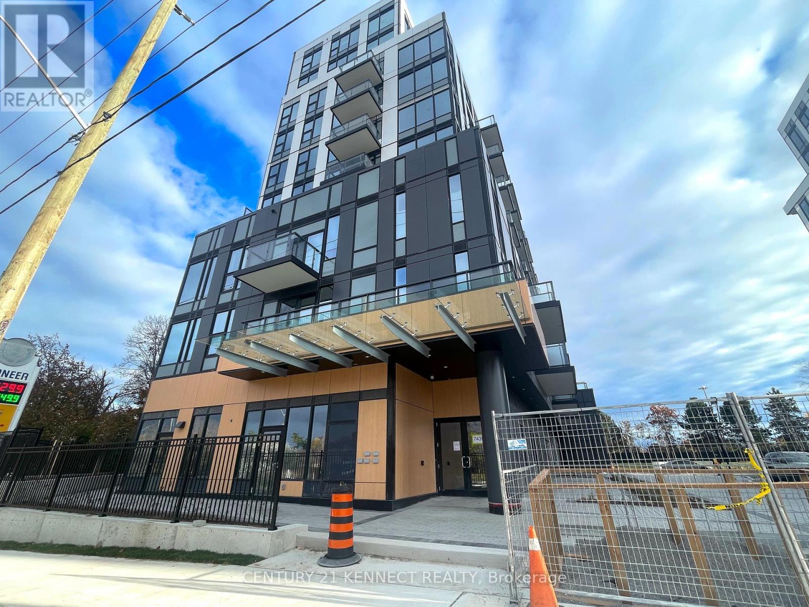 4815 - 88 Queen Street, Toronto, Ontario  M5C 0B6 - Photo 2 - C12545426