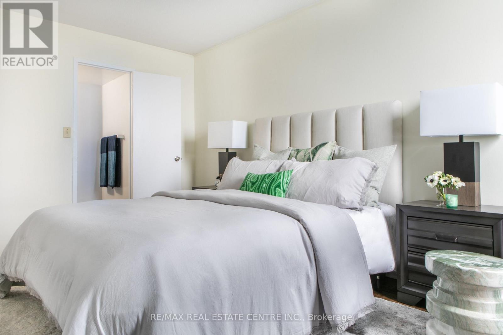 1507 - 150 Graydon Hall Drive, Toronto, Ontario  M3A 3B3 - Photo 17 - C12545430