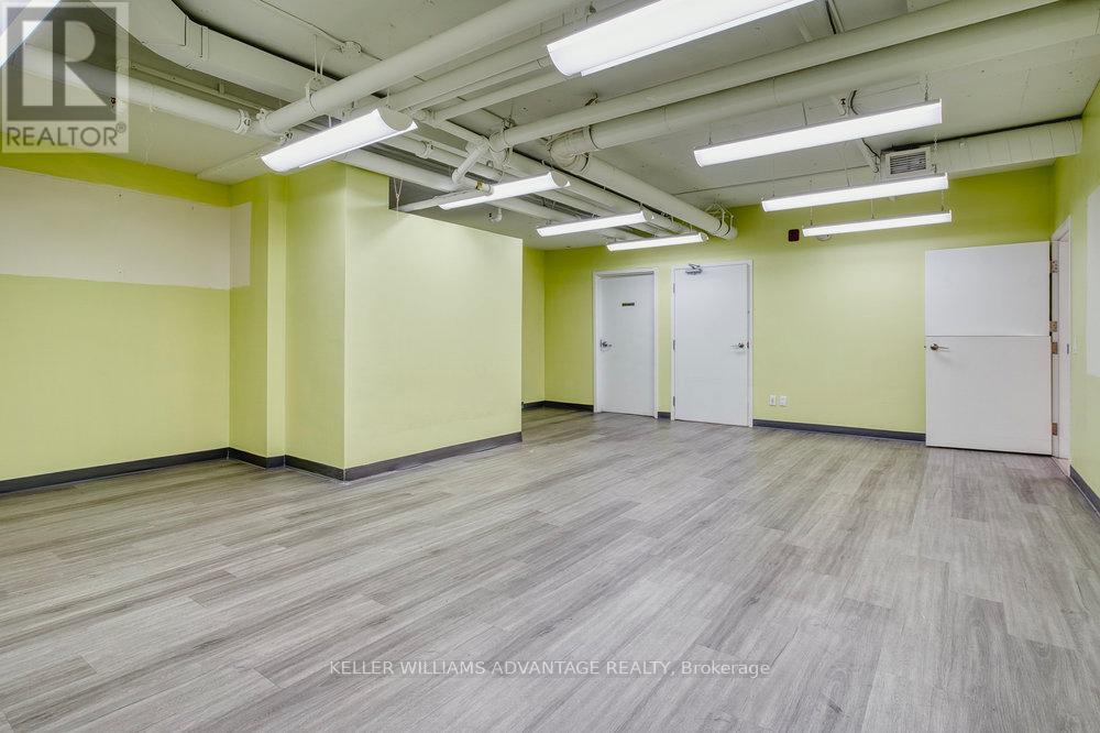 LOWER LEVEL - 302 SPADINA AVENUE, Toronto, Ontario