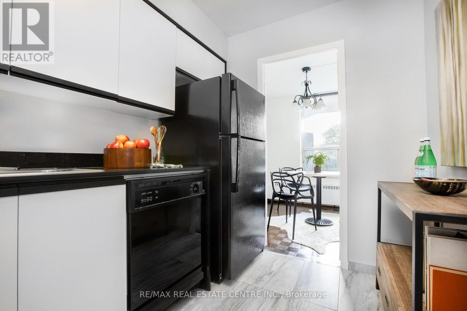 104 - 100 Graydon Hall Drive, Toronto, Ontario  M3A 3A8 - Photo 11 - C12545494