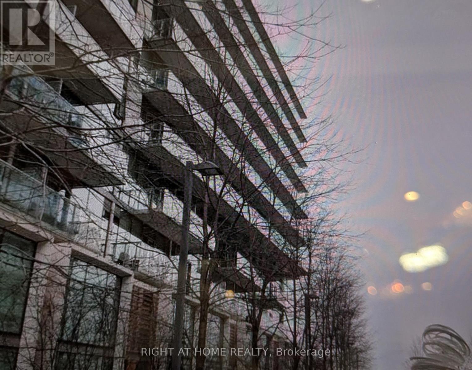 336 - 39 Queens Quay E, Toronto, Ontario  M5E 0A5 - Photo 4 - C12545502